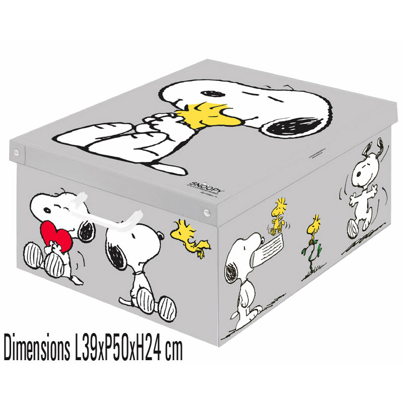 Cette boîte de rangement en carton recyclé Cellulosix allie design tendance et robustesse. Avec ses dimensions (L39 x P50 x H24 cm) et son couvercle prémonté à rivets métal, elle se monte en moins de 50 secondes pour un usage immédiat.